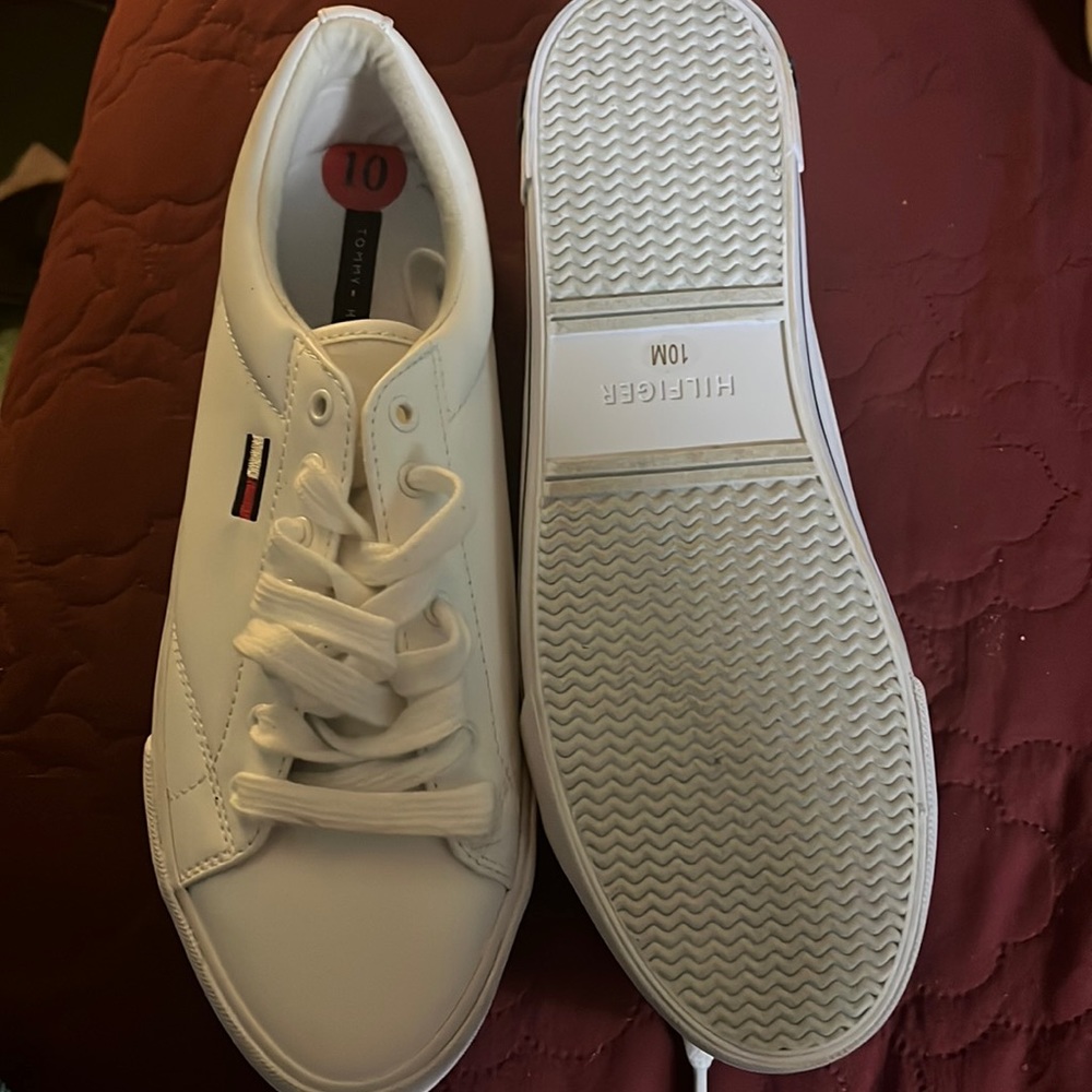 Tommy Hilfiger